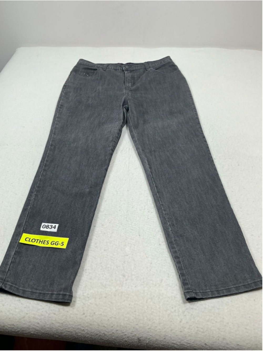Gloria Vanderbilt Women’s Gray Dark Wash Straight Leg Stretch Jeans Size 12s
